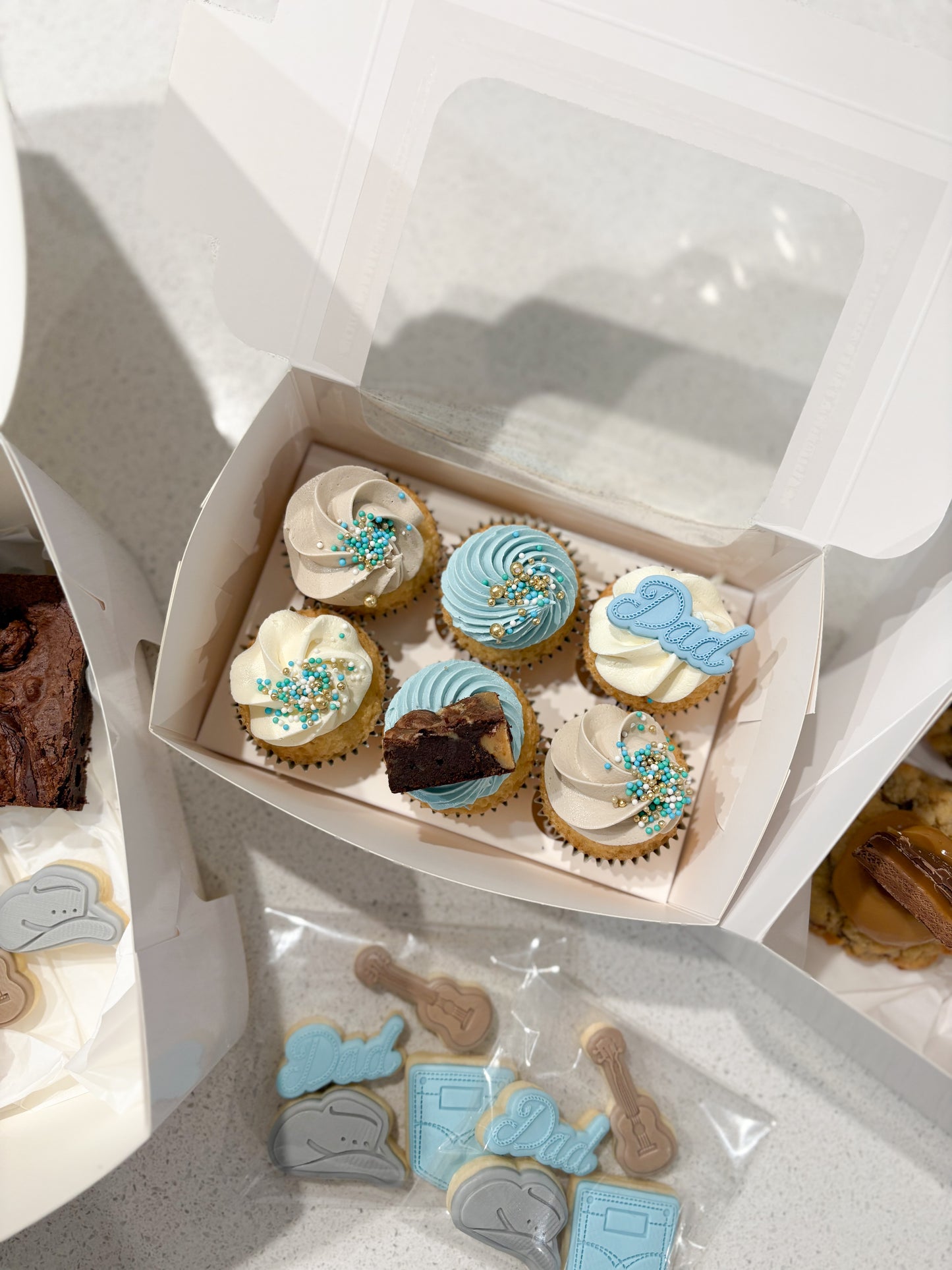 Father’s Day mini cupcakes