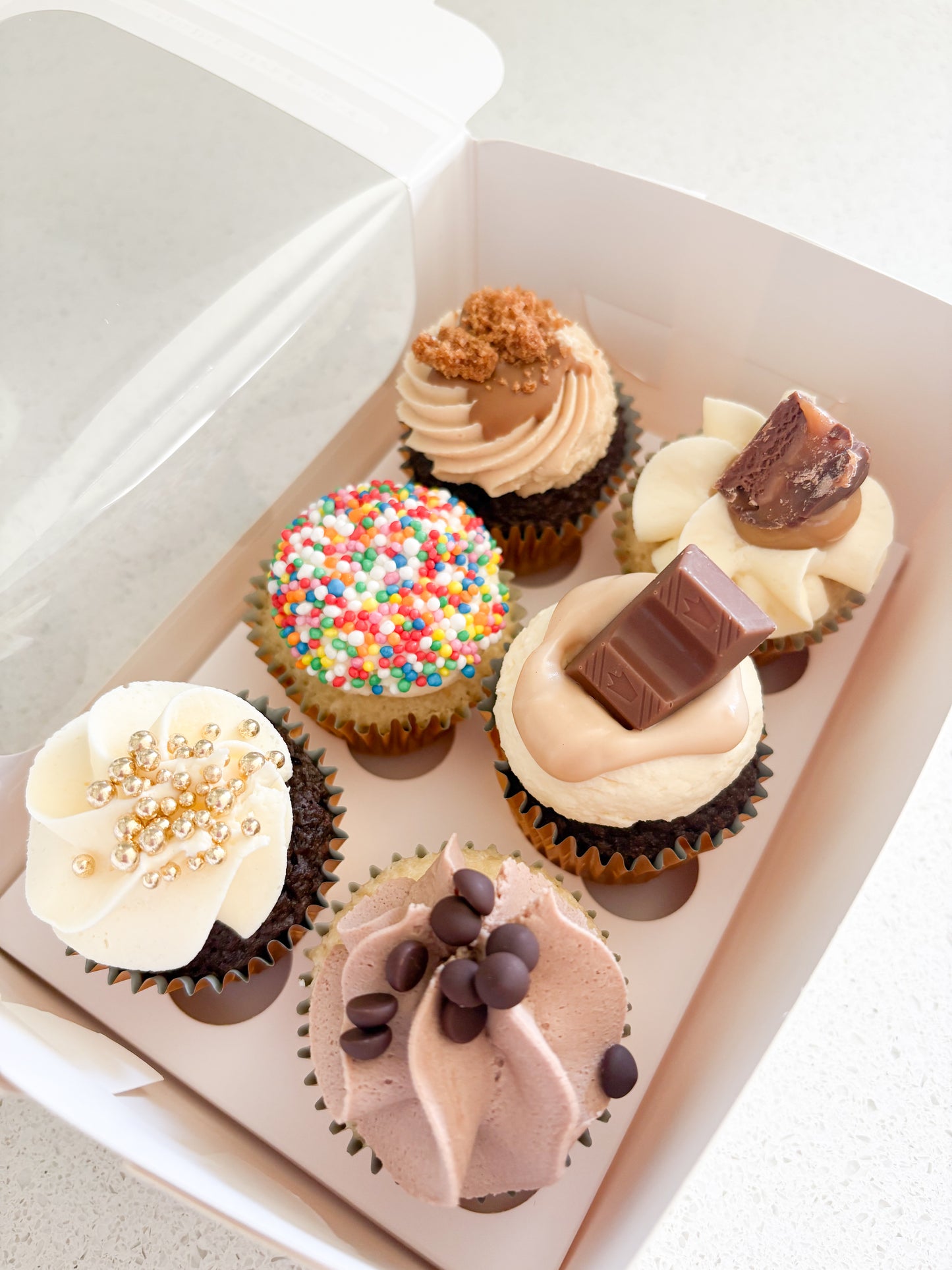 6 pack mixed cupcake box (mini size)