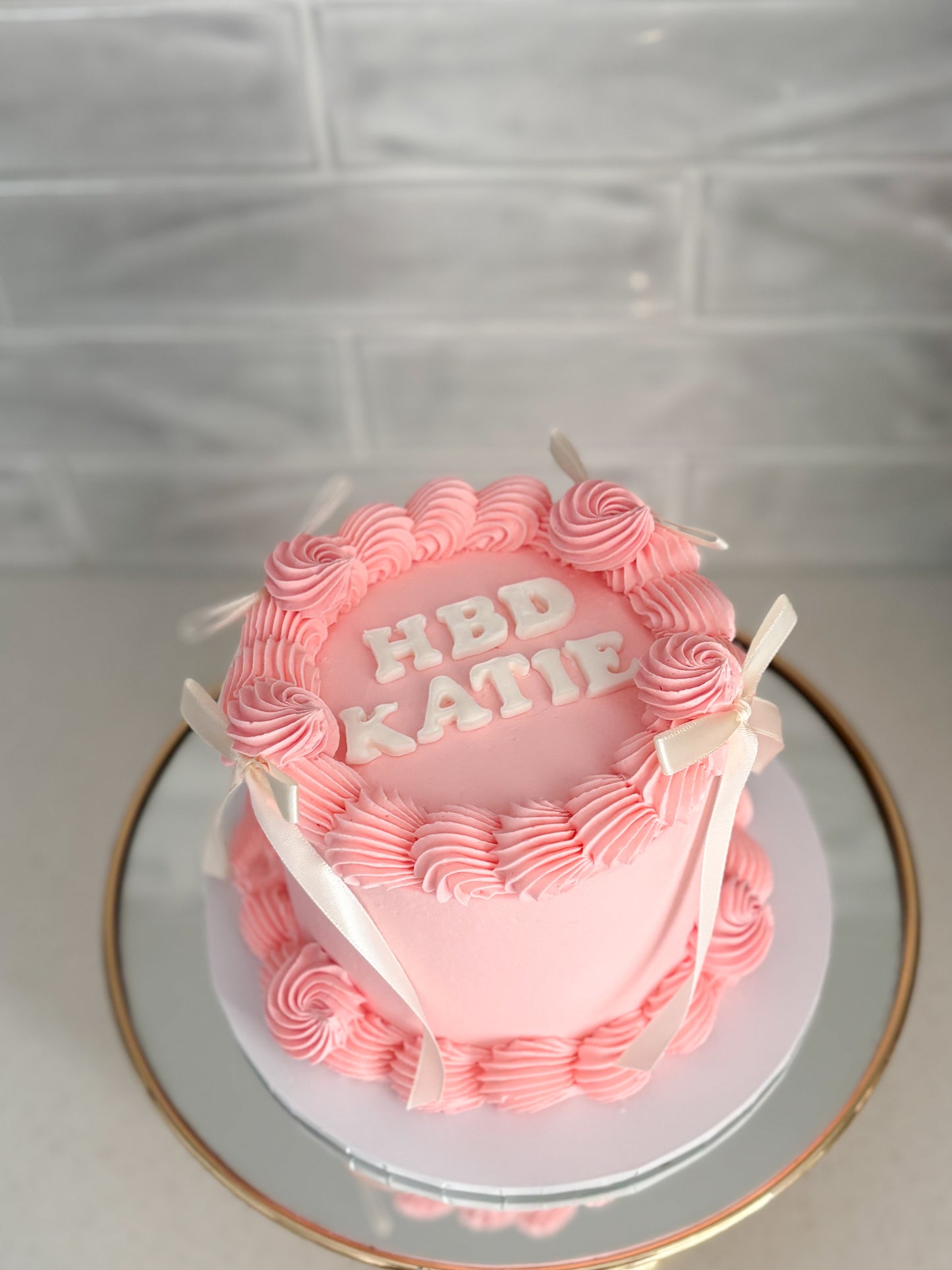 Vintage Bow Cake